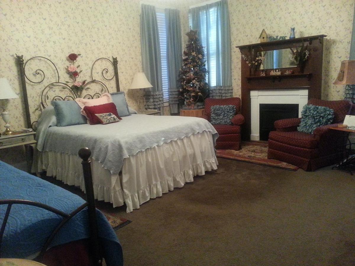 Holly House Of Bed and breakfast 3*
