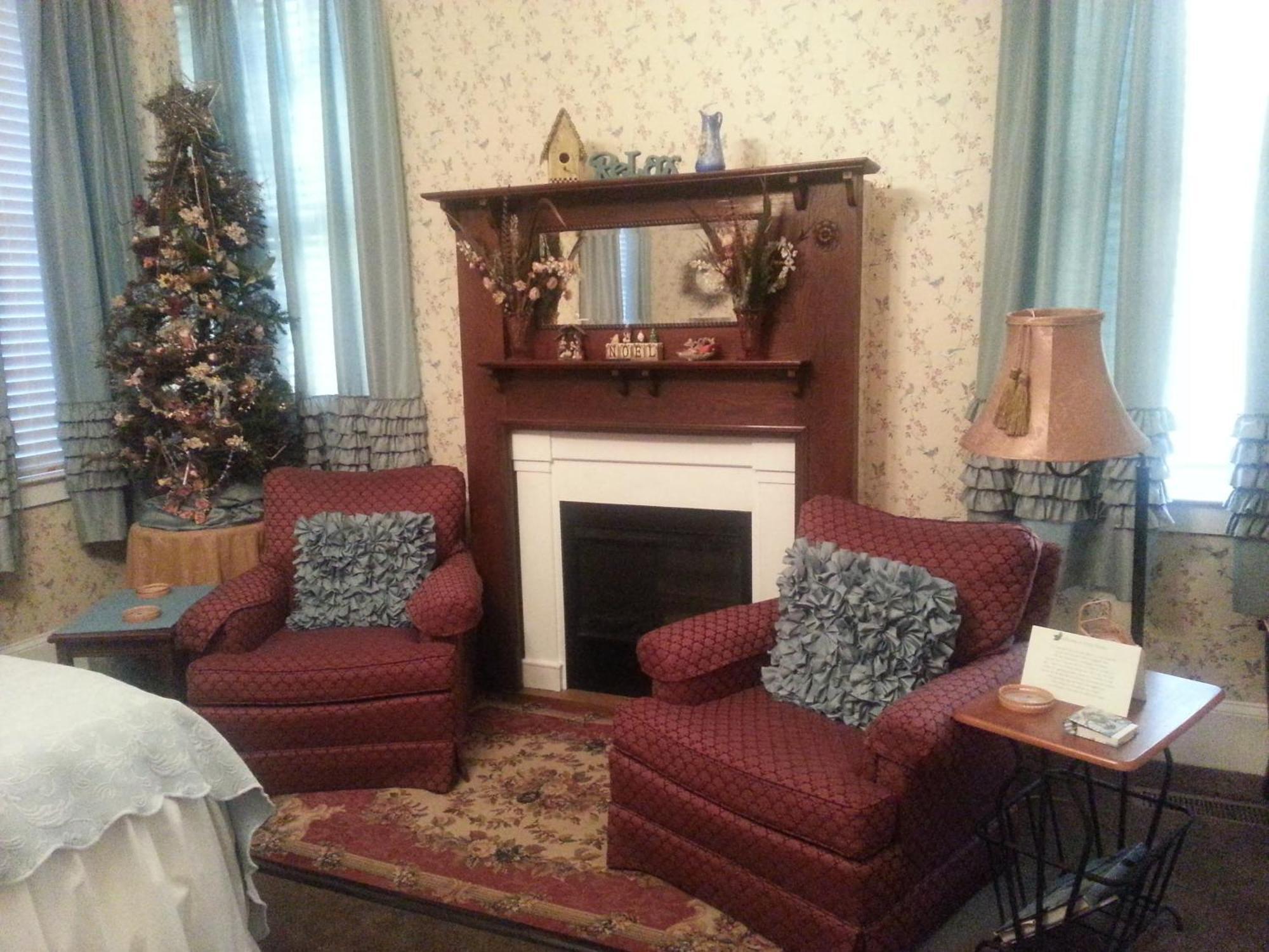 Holly House Of Bed and breakfast Hamilton