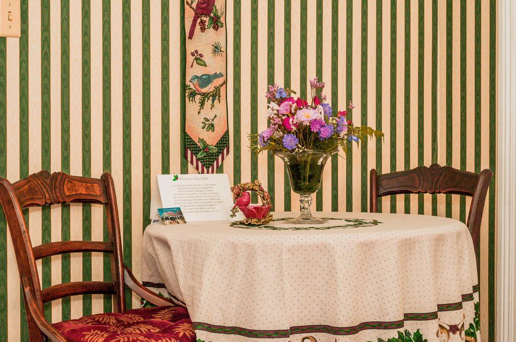 Holly House Of 3* Hamilton