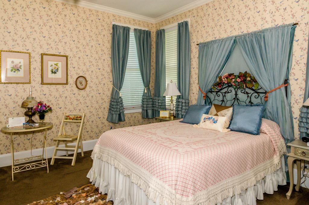 Holly House Of